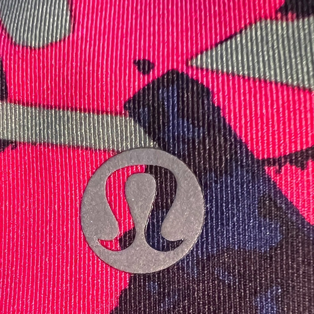 Lululemon Pop Cut Boom Juice Multi  - Mid Rise Stretch Speed Track Short… - Picture 10 of 11